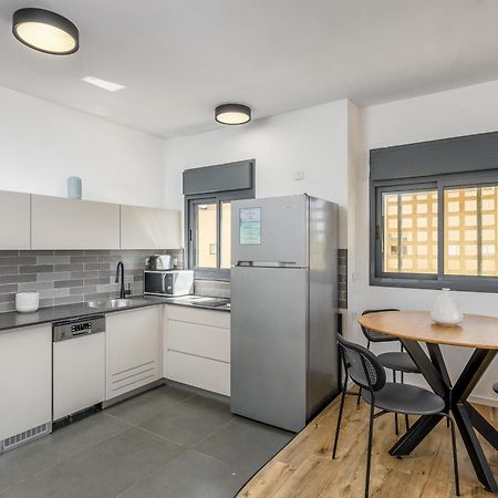 Modern & Sunny 1 Bdr W Balcony And Parking Apartment Tel Aviv Exterior photo