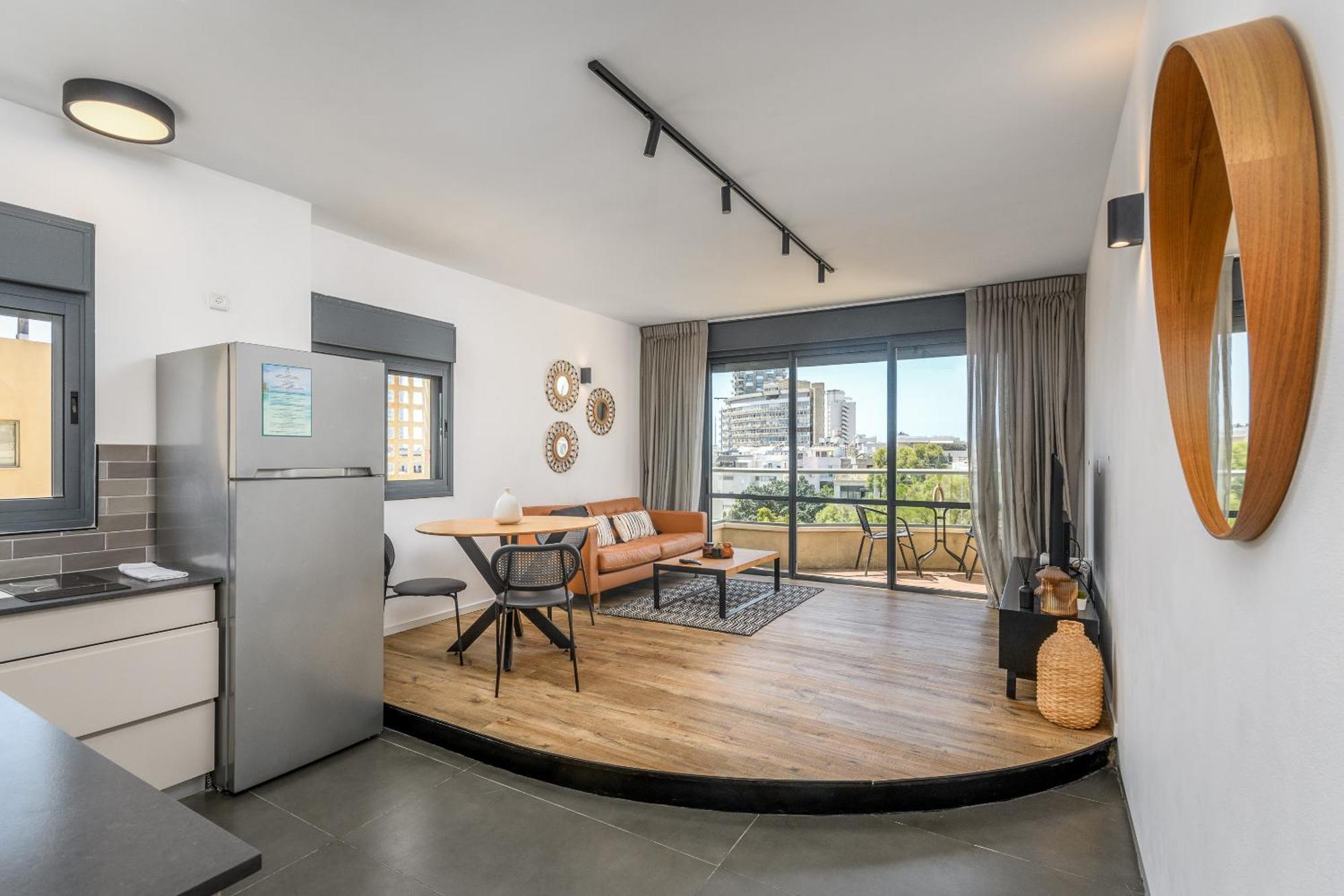 Modern & Sunny 1 Bdr W Balcony And Parking Apartment Tel Aviv Exterior photo